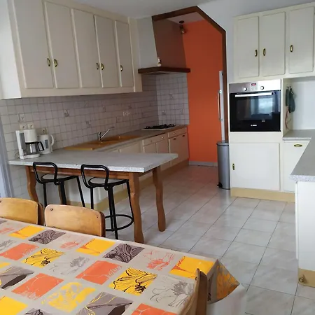 Tatil Evi Convivial Avec 3 Chambres, Proche Du Patrimoine Historique, Cour Et Equipements Inclus - Fr-1-589-38 Aouze