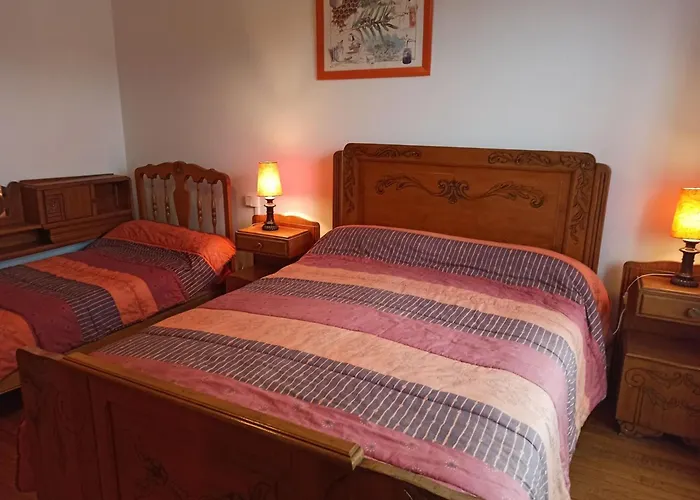 Convivial Avec 3 Chambres, Proche Du Patrimoine Historique, Cour Et Equipements Inclus - Fr-1-589-38 Aouze