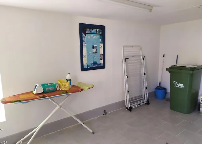 Convivial Avec 3 Chambres, Proche Du Patrimoine Historique, Cour Et Equipements Inclus - Fr-1-589-38 Aouze