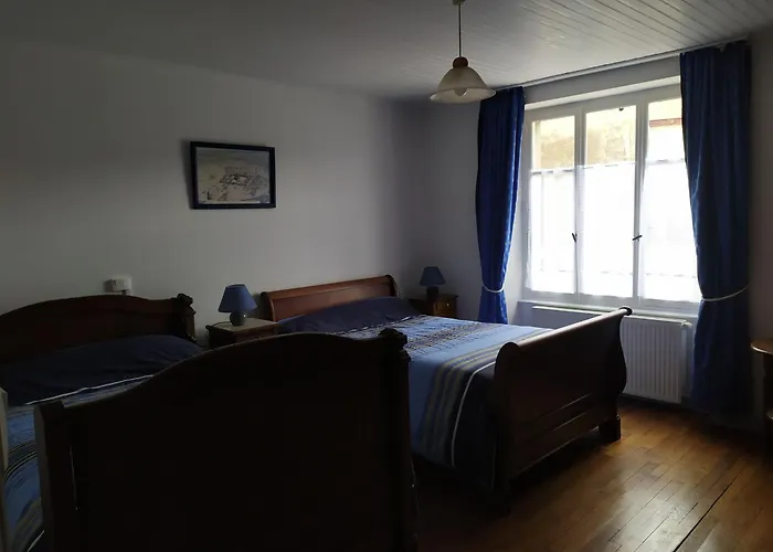 Prázdninový dům Convivial Avec 3 Chambres, Proche Du Patrimoine Historique, Cour Et Equipements Inclus - Fr-1-589-38 Aouze